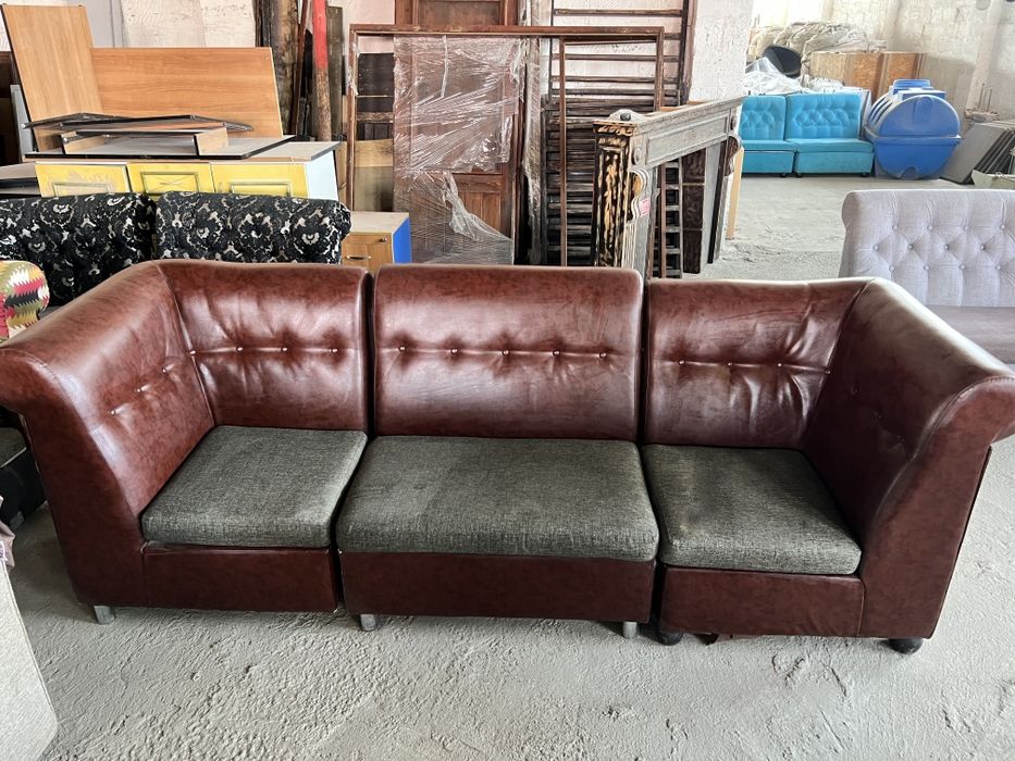 Диваны разные с уголками