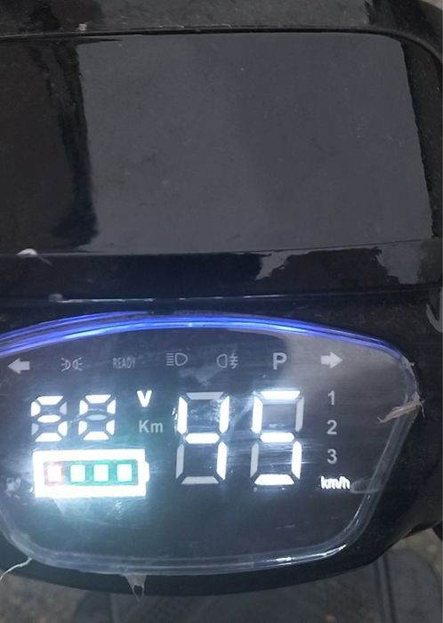 Продам электро скутер SK-8