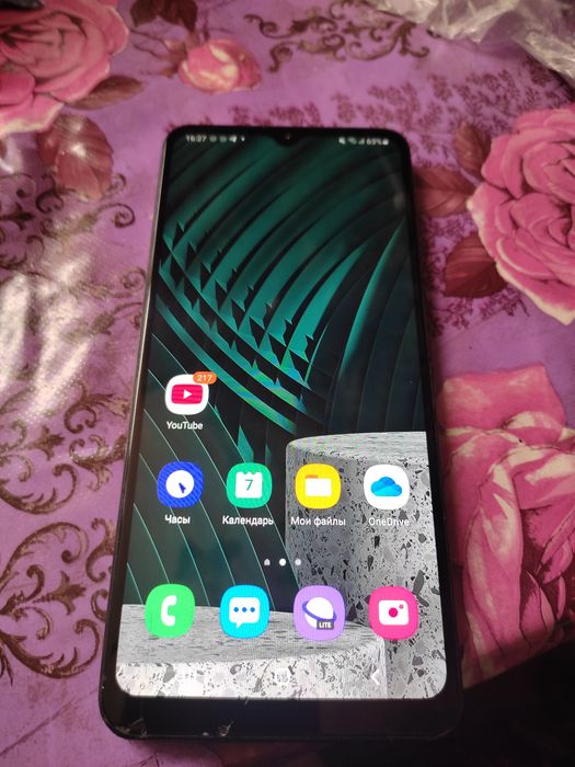 Samsung 02 в рабочем состоянии свой