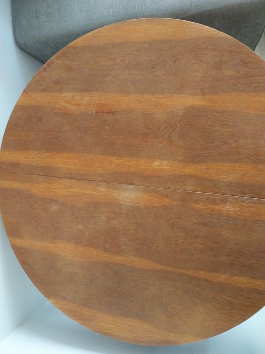 Ново боро,ТВ шкаф и дървена маса за хранене