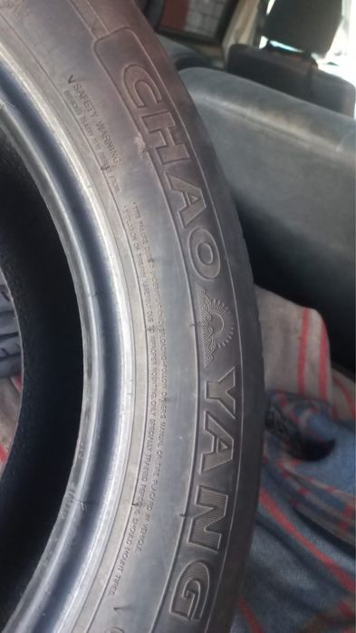 Продам пару покрышек