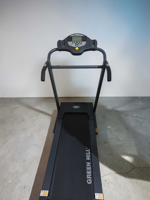 Продам беговую дорожку