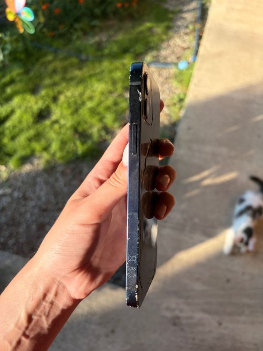 Iphone 12 black