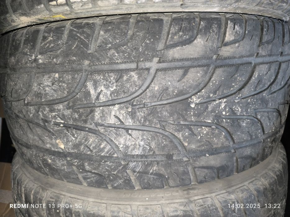 Продам резину комплект радиус 20