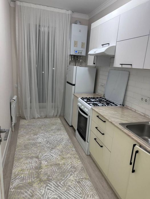Продажа 2 комнатной 40кв² ЖК Ассалом Сохил,ул.Фаргона Йули,Узбум,Рисов