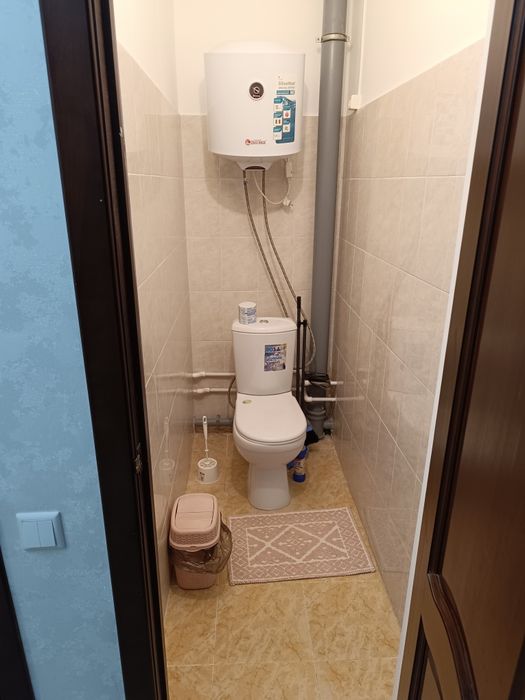 1 ком Аэропорт посуточно