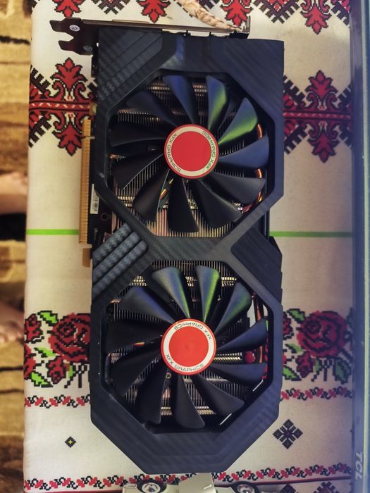 Vând placa video XFX RX580 8gb