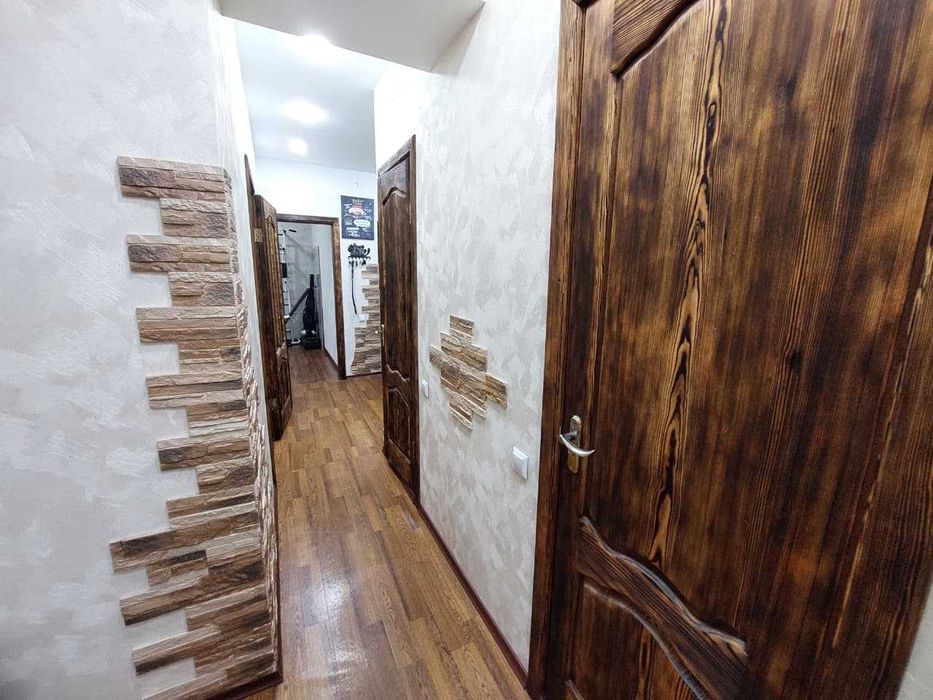 Продам 3 комн. кв., в районе Дворца Молодежи