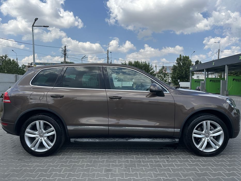 Volkswagen Touareg  3.0 TDI