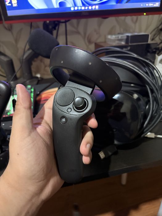 Очки виртуальной реальности Samsung HMD Odyssey Plus