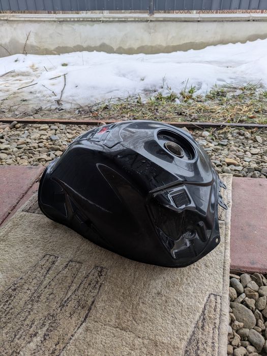 Rezervor Suzuki GSX R 750