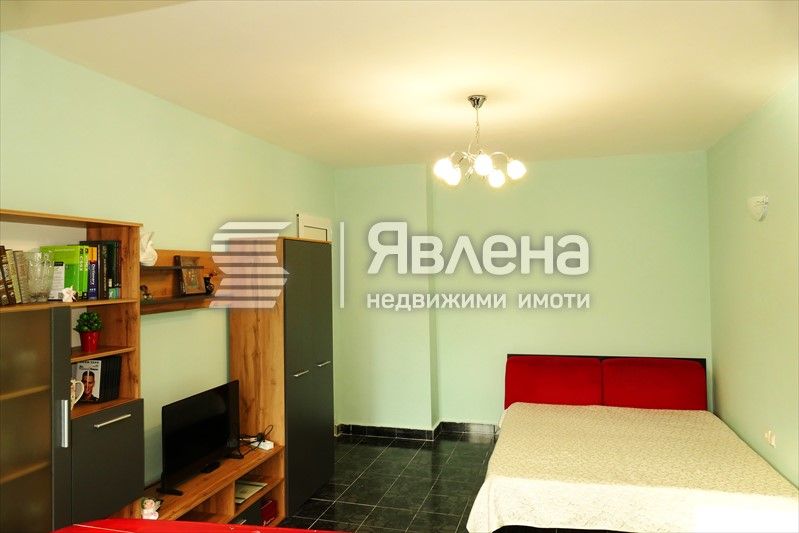 Продава се Едностаен апартамент в София, Слатина - 45 кв.м за 2223 €/кв.м - Снимка #1