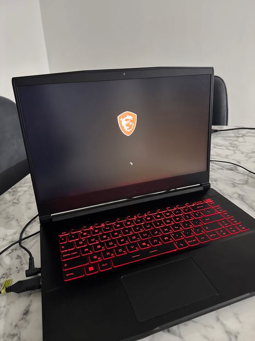 Гейминг лаптоп MSI