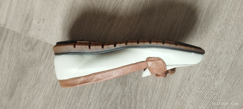 Женские новые, натуральная кожа, 37 разм