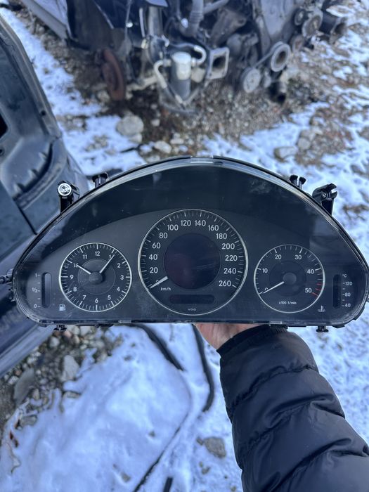 Километраж W211 ръчка дизел