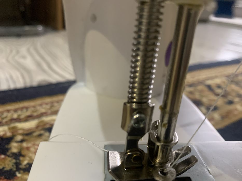 Швэйная машина  модель SM-202A