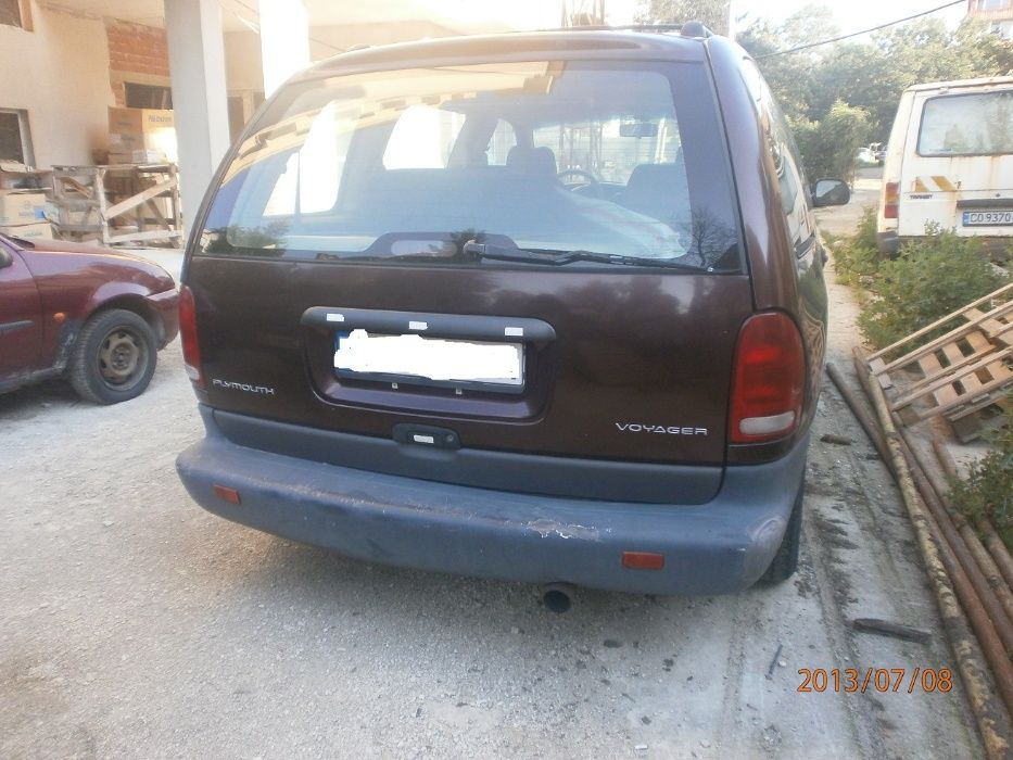 само на части Крайслер Вояджер 20бр.