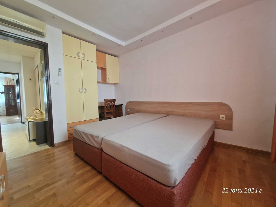 Продава се Тристаен апартамент в Варна, Спортна зала - 118 кв.м за 2204 €/кв.м - Снимка #6