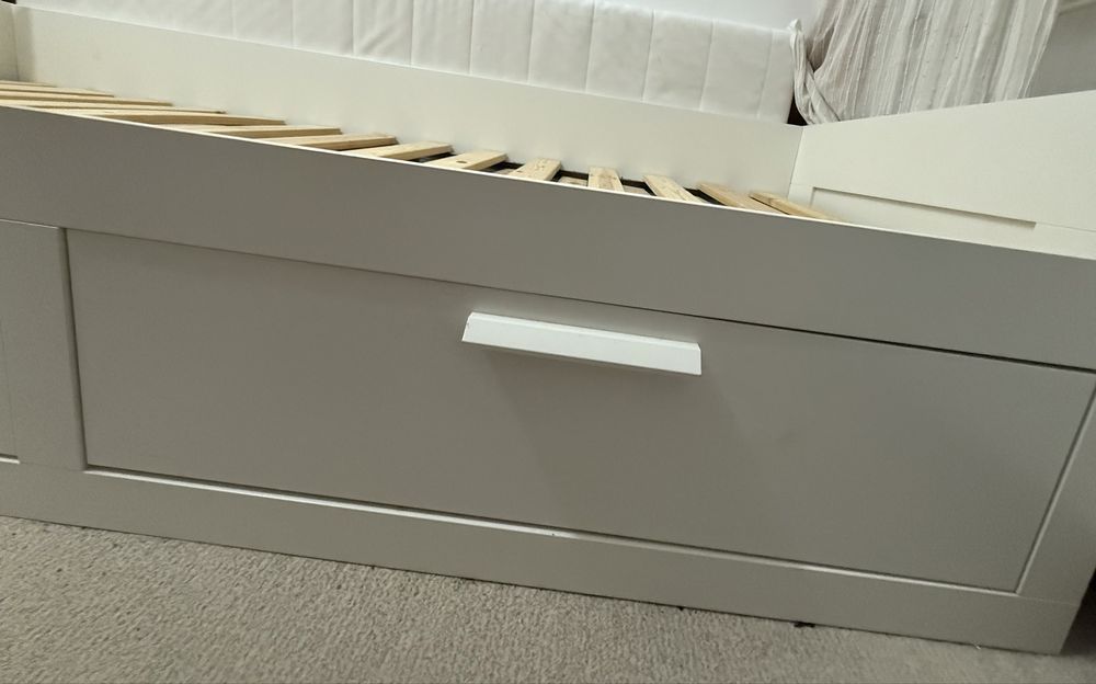 Cadru divan Brimnes cu 2 saltele- IKEA