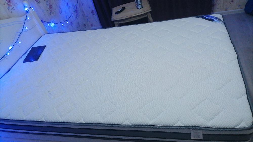 Продам матрац недорого