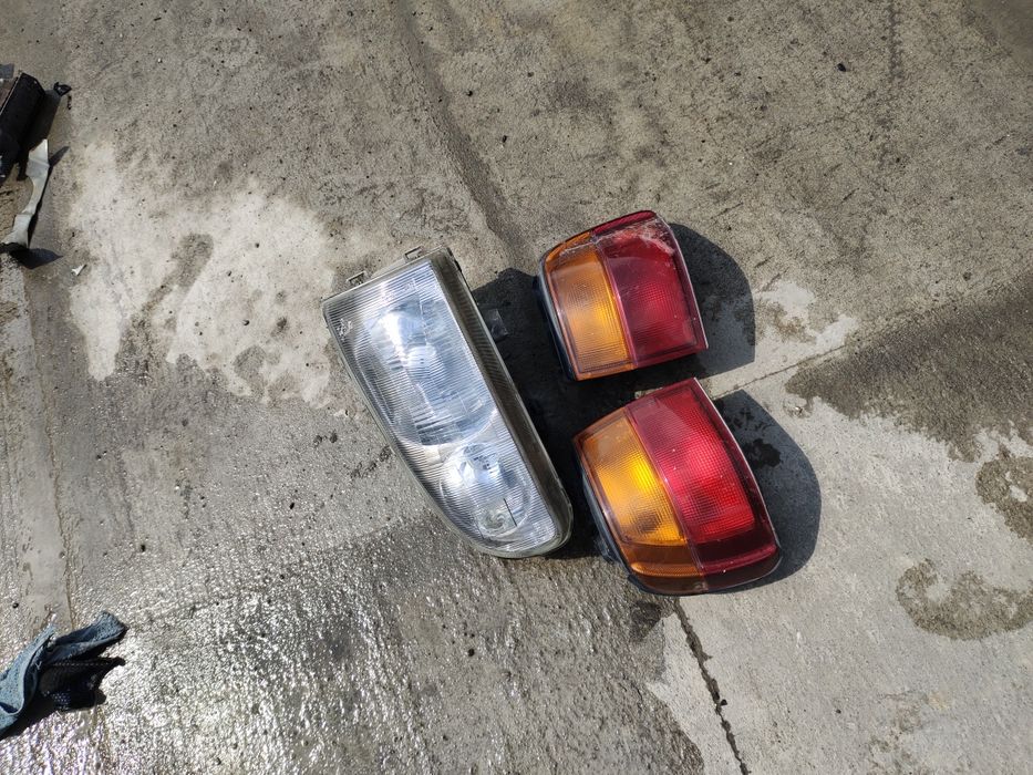 Фара Delica mitsubishi