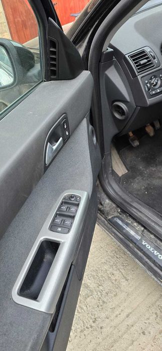 Vand autoturism Volvo V50 an fab 2005 ieftin