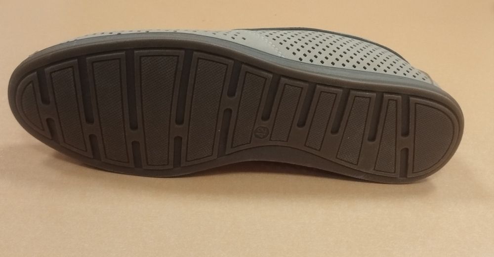 Мъжки обувки летни 1288 в бежово и синъо