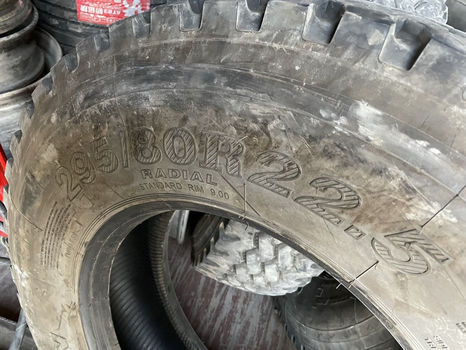 Продам шины змейки комплект