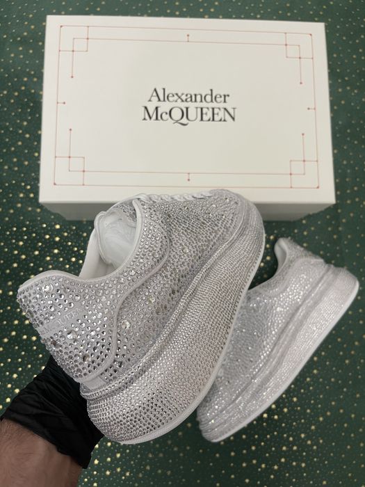 Alexander McQueen Silver Crystal Ultra Premium Quality