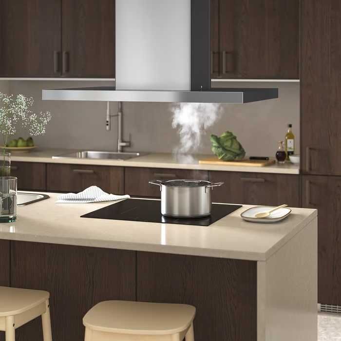 Vând hotă pentru tavan Ikea