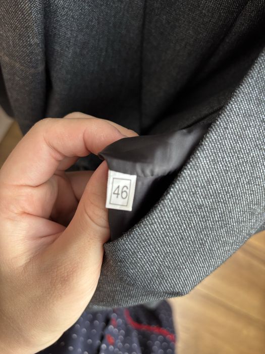 Костюм тройка размер 46 Турция