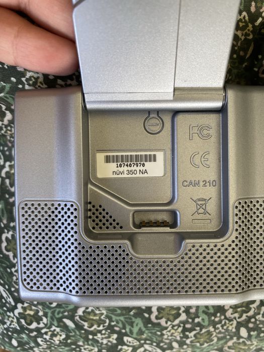 dispozitiv de navigație GPS portabil Garmin nüvi.