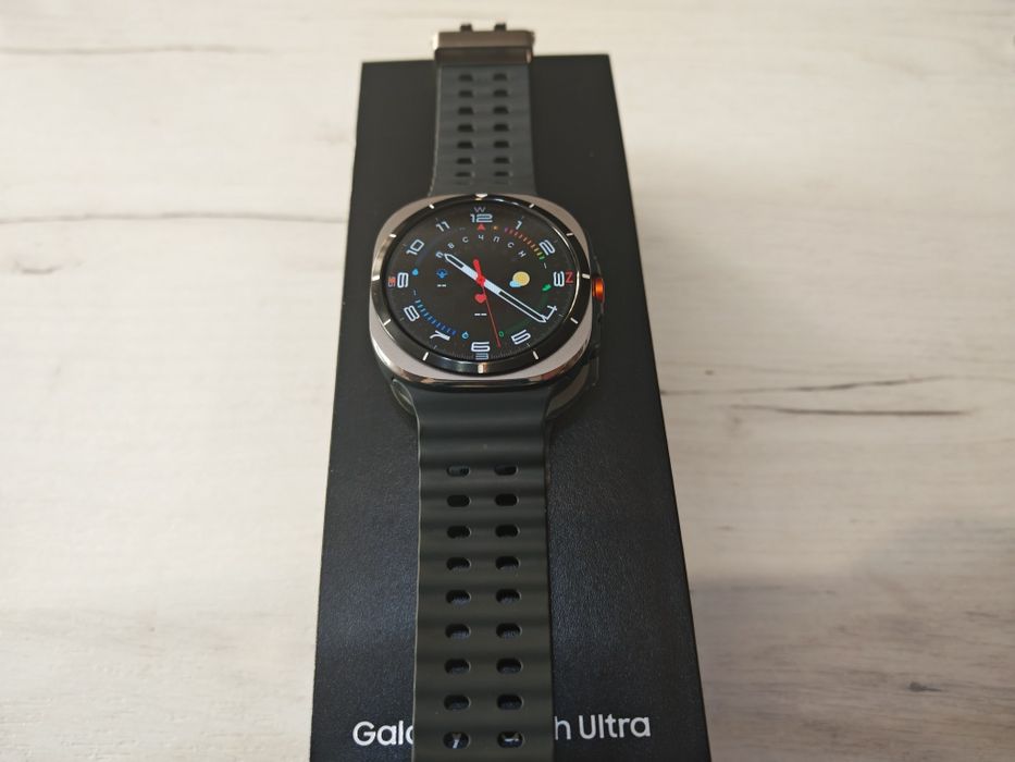 Samsung Galaxy Watch Ultra 2024 LTE 18 м гаранция