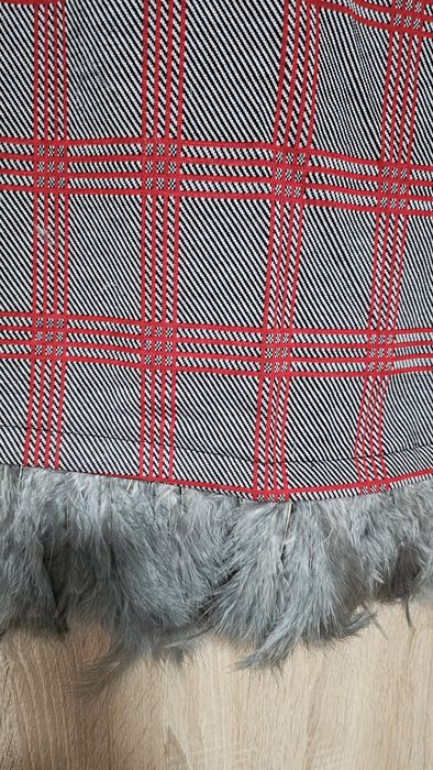 Нова рокля с пера, размер S