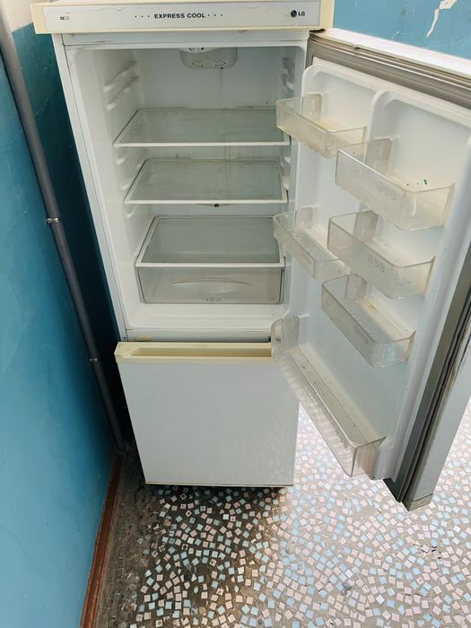 Продается холодильник