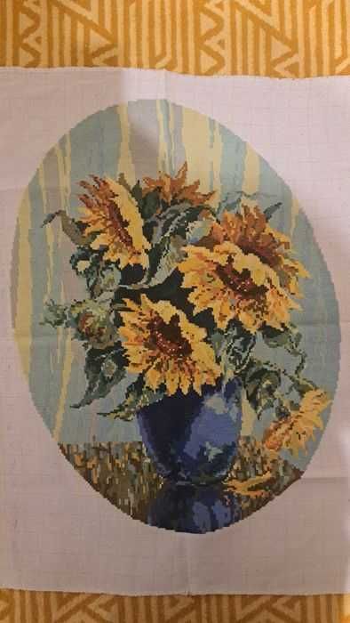 Красиви гоблени Мостар и Слънчогледите на Ван Гог