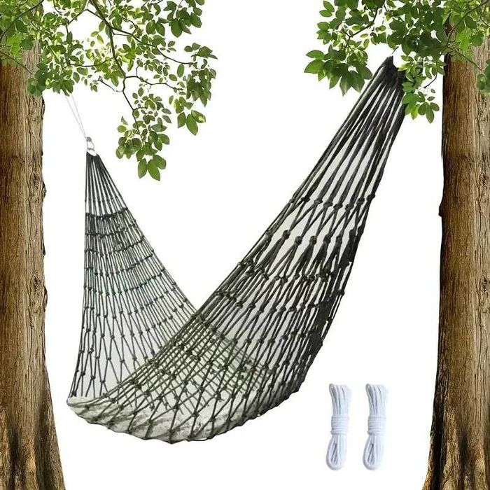 Leagan Scaun Hamac pret 25 lei Camping în Aer Liber 100x80cm 40 lei 130x100cm 50 lei .Material textil sau plasa, hamac 30 lei. Plaje, Grădini, Curți