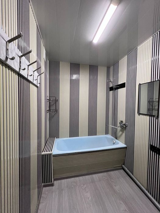 Dom sotiladi 3 xonali, 9-etaj