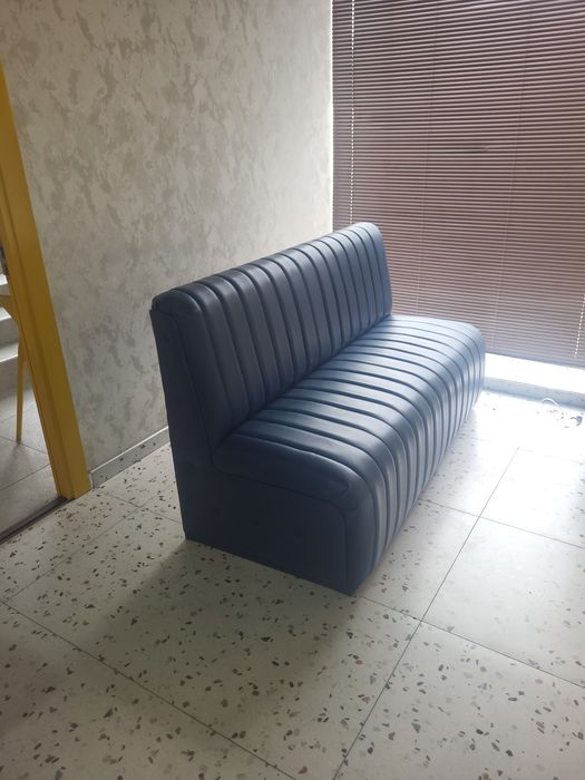 Divan sotiladi 10 dona