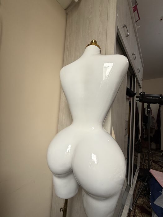 Манекен со стойкой