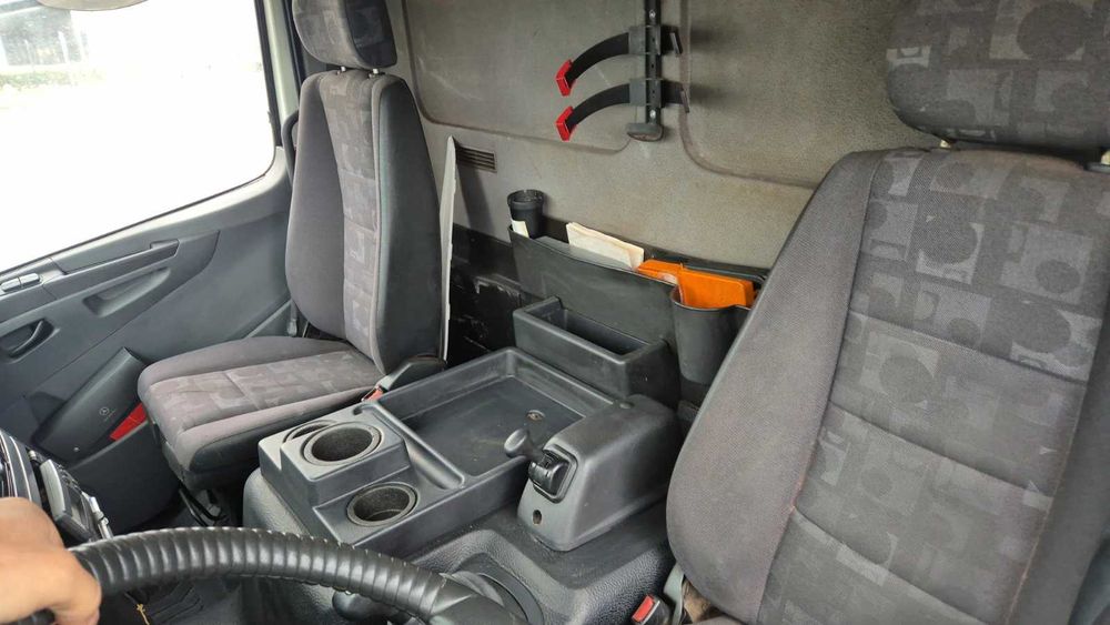 Mercedes-Benz Atego 1518