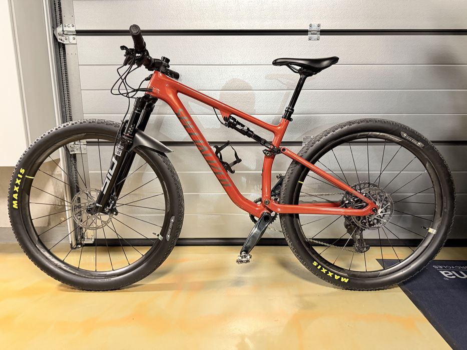 Bicicleta XC/MTB Specialized Epic full carbon marimea M