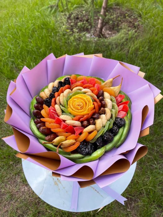 Букеты из сухофруктов