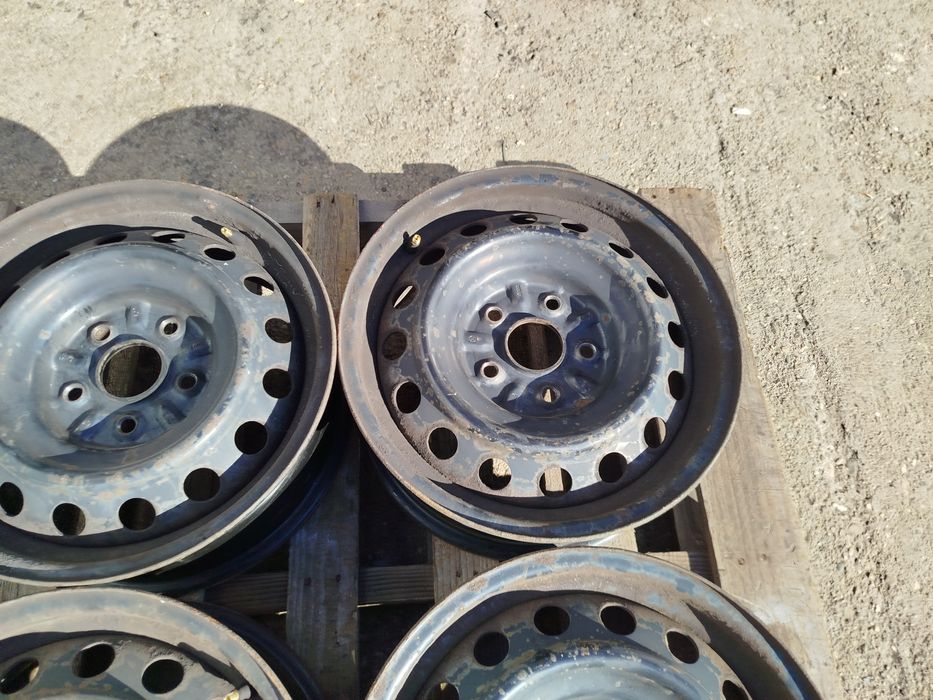 15 цола 5 х 114,3 Тойота Аурис / Корола - 6 инча / ЕТ 39