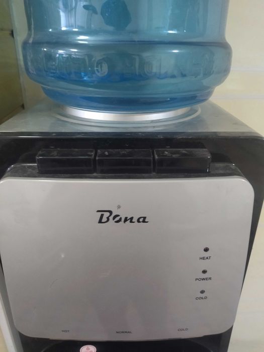 Срочно продам кулер для воды