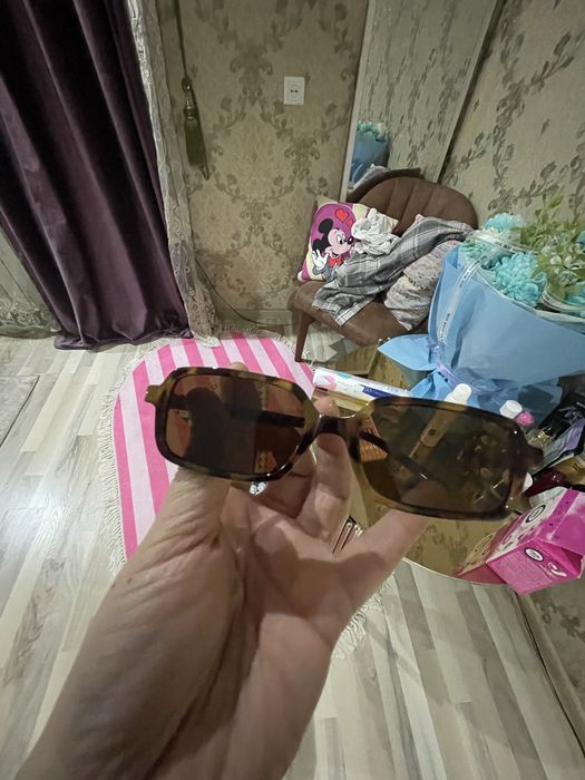 Сумки и косметички брендовые