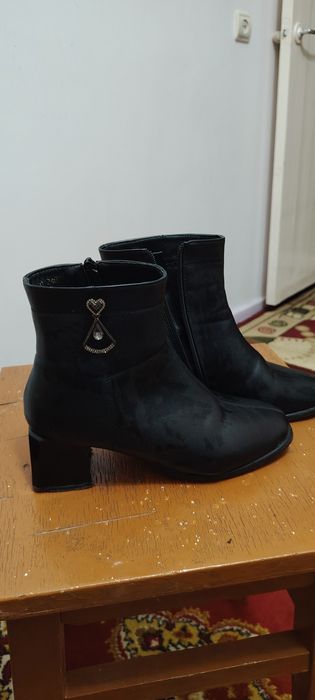 Ботинки женская обувь