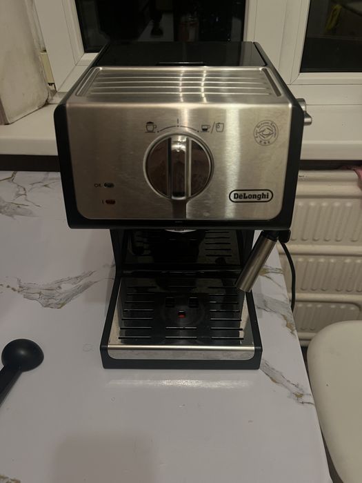 кофемашина Delonghi