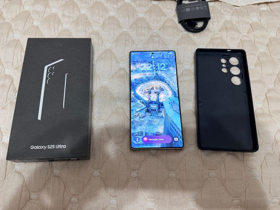 Продам Самсунг S25 Ultra 12/256Gb