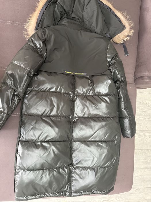 Продам пуховик зима